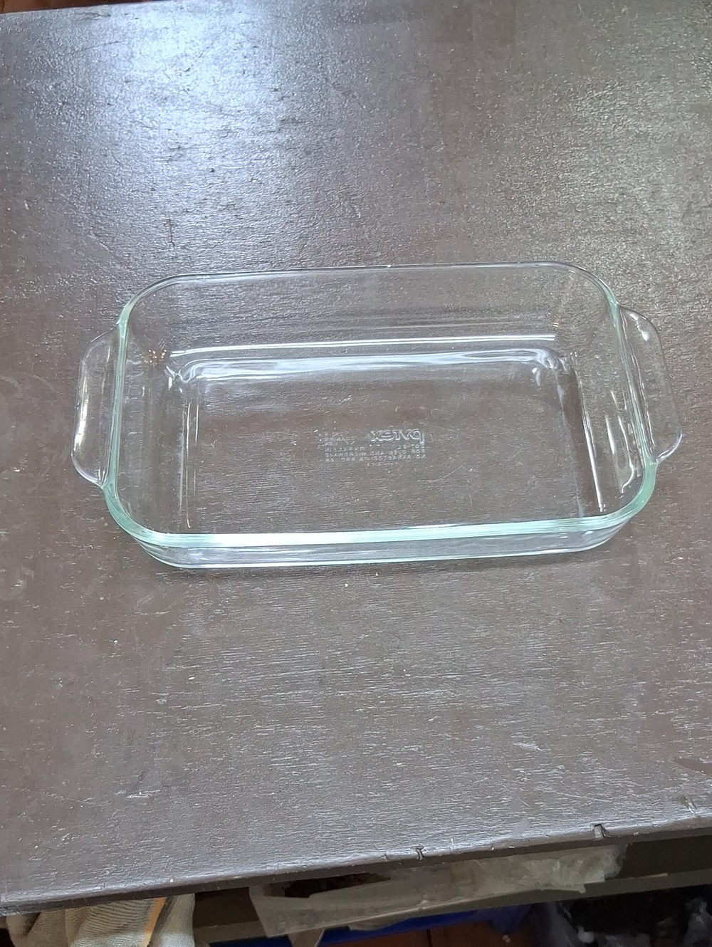 Pyrex #232, 2 qt 10.5" X 7"‎ X 2" H. baking dish for ovens or microwaves.